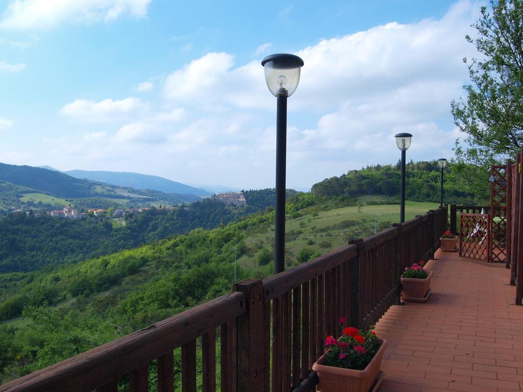 Agriturismo Becerca Vegan Serra San Quirico Exterior foto